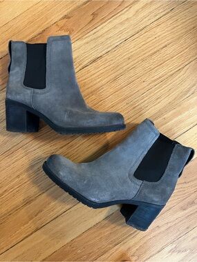 Grey Sam Edelman Suede Chelsea Ankle Boots - Women
